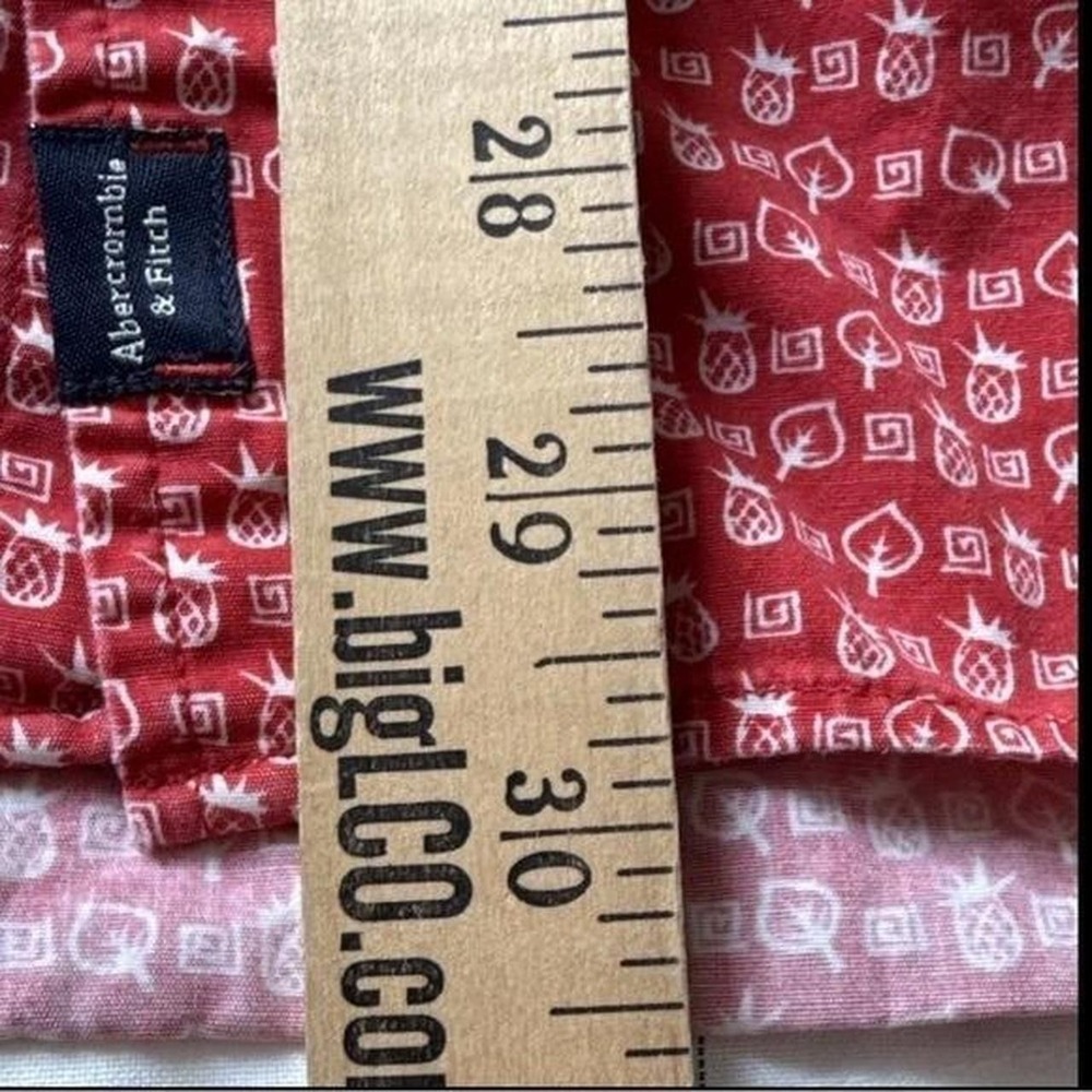 Abercrombie‎ & Fitch Mens Red Pineapple Tropical Print Short Sleeve Shirt Large - Picture 6 of 6